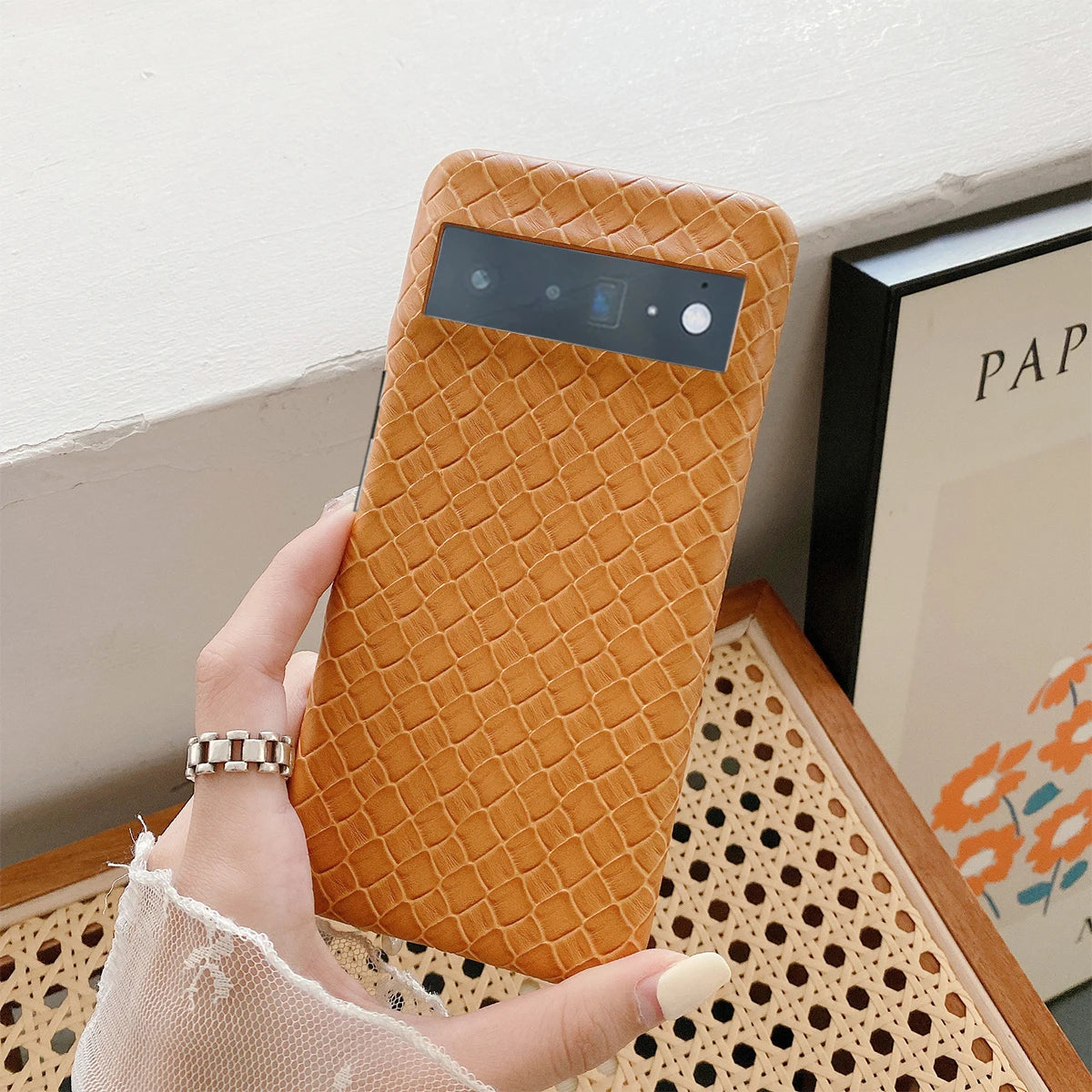 Luxury Leather Phone Case For Google Pixel 8 7 6 Pro 7a 6a 4a 5 4 XL Simple Fashion Woven Plaid Pattern Cover