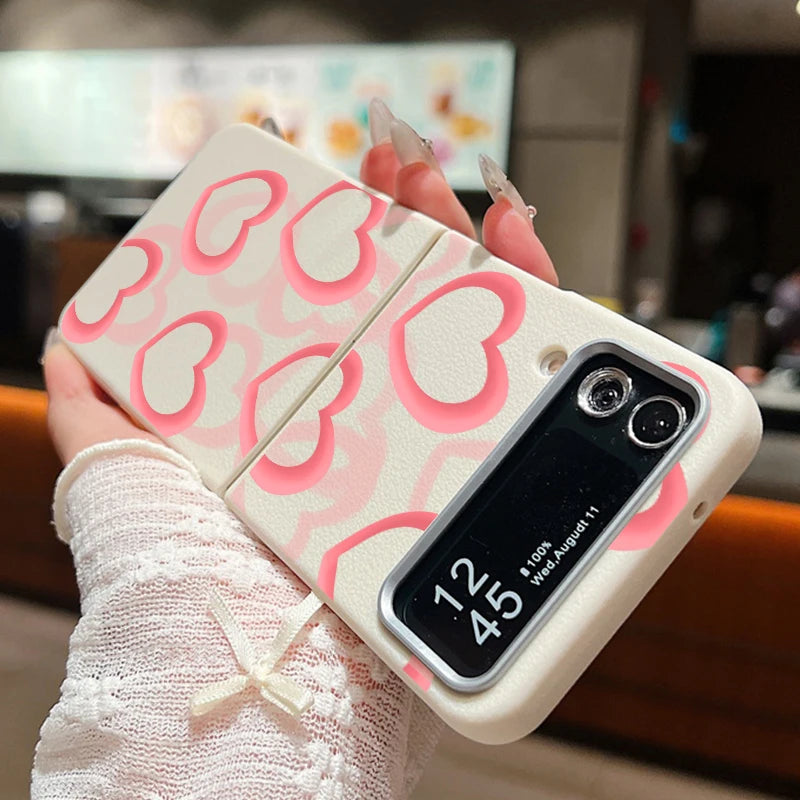 Hollow Out Heart Leather Texture TPU Phone Case For Samsung Galaxy Z Flip 3 4 5 6 Folding Cover For Samsung Z Flip5 Flip6 Flip4