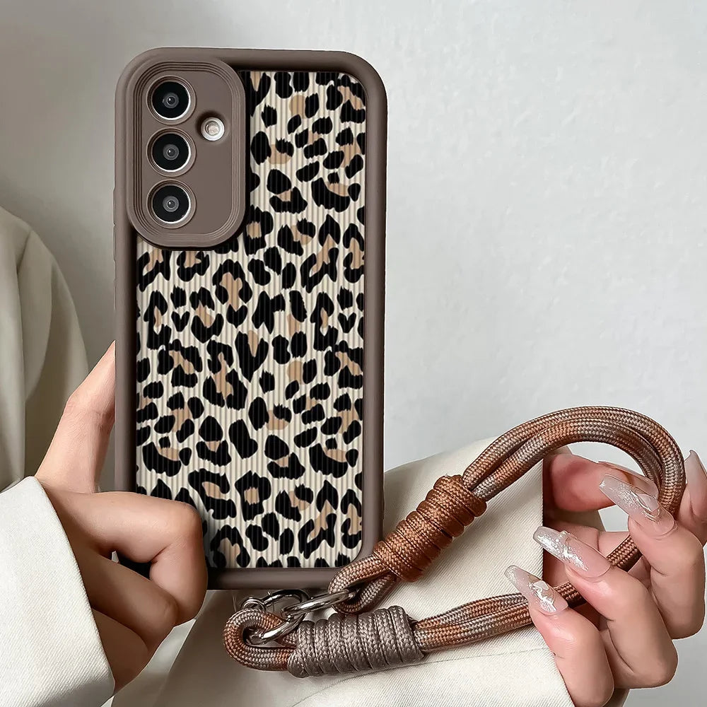 Leopard Wrist Chain Lanyard Case for Samsung S25 S24 S23 S22 S21 Plus Ultra S20 FE A50 A05 11 30 20 Soft TPU Phone Cover