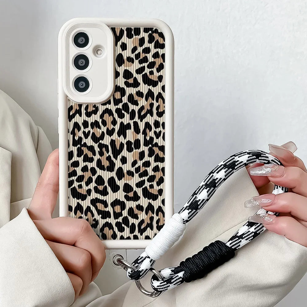 Leopard Wrist Chain Lanyard Case for Samsung S25 S24 S23 S22 S21 Plus Ultra S20 FE A50 A05 11 30 20 Soft TPU Phone Cover