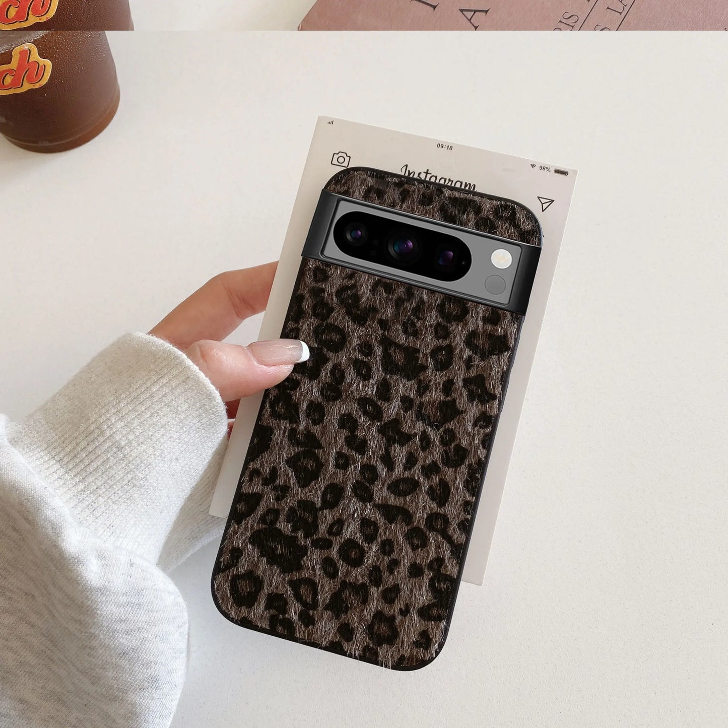 Retro Leopard Print Phone Case Plush Textured Phone Case Protective Cover for Google Pixel 10 9 Pro XL 6 Pro 7 Pro 7A 8 8A 9A 6A