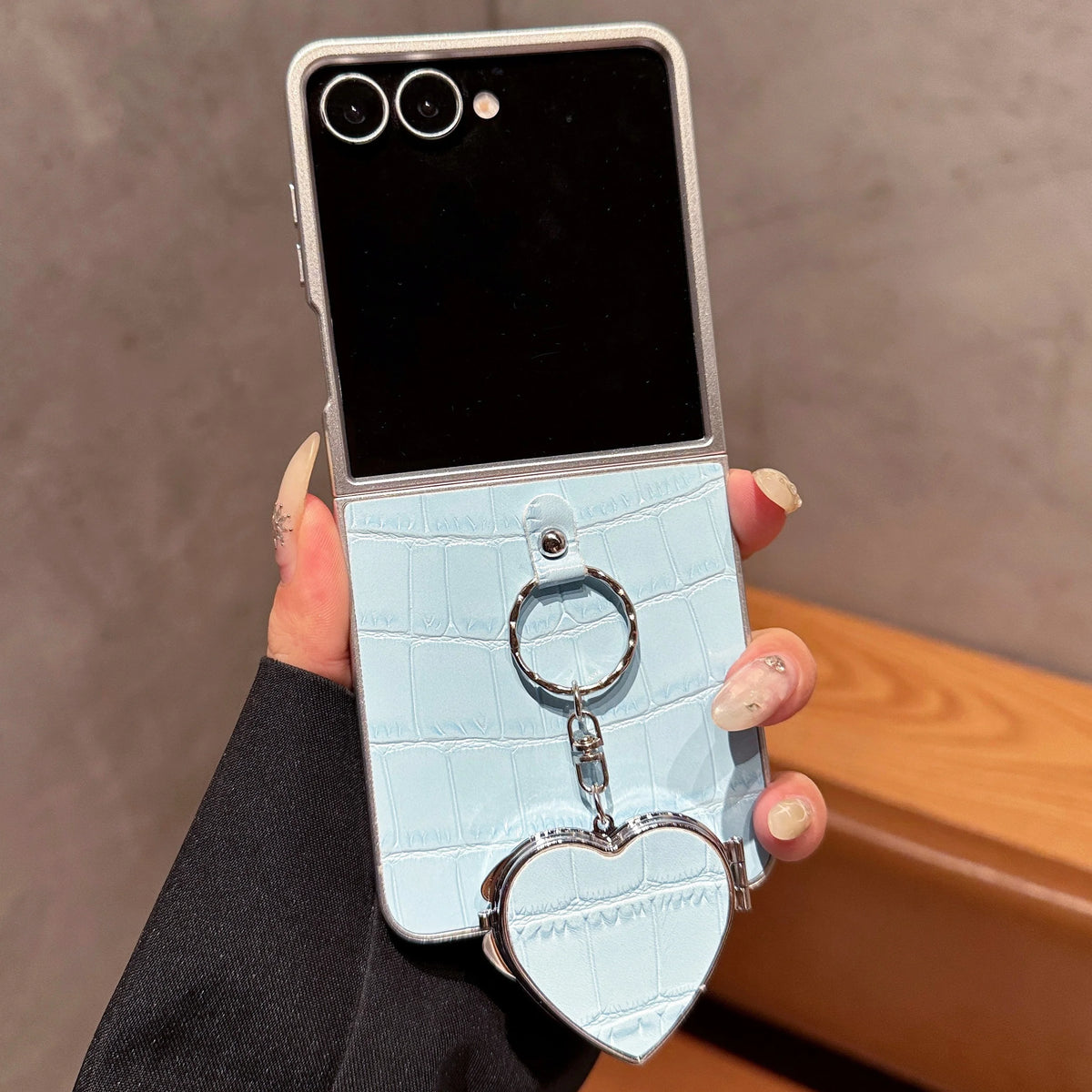 Crocodile Patterned Leather Case For Samsung Galaxy Z Flip 8 Heart Make up Miroor Cover For Samsung ZFlip7 Z Flip 6 5 4 3 Cover