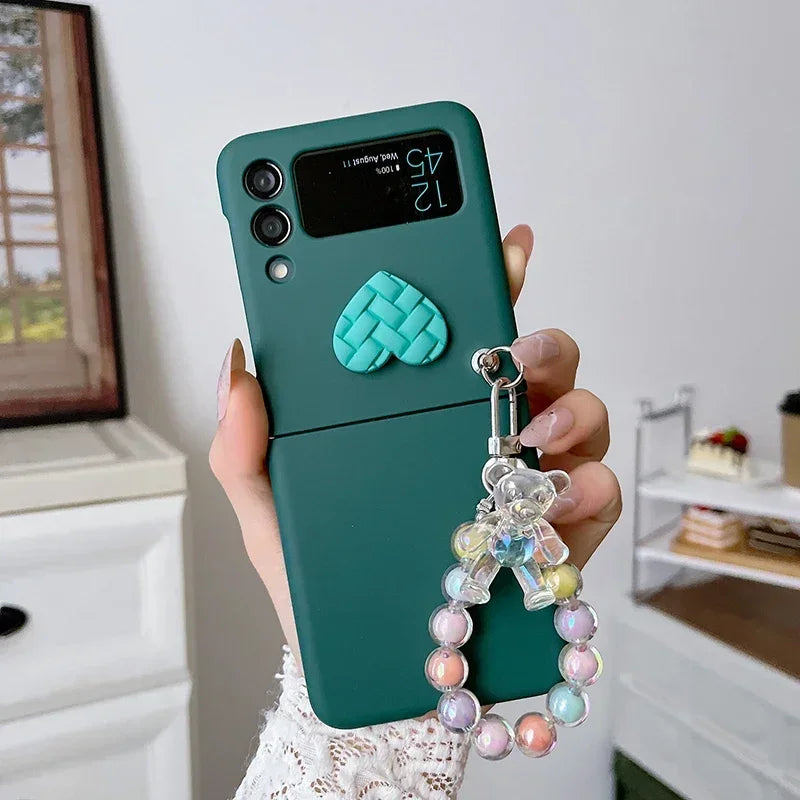 Cute Bear Colorful Beads Bracelet Case For Motorola Razr 40 Ultra 50 Ultra 2023 Plus 2024 Plus Candy Color Heart Hard PC Cover