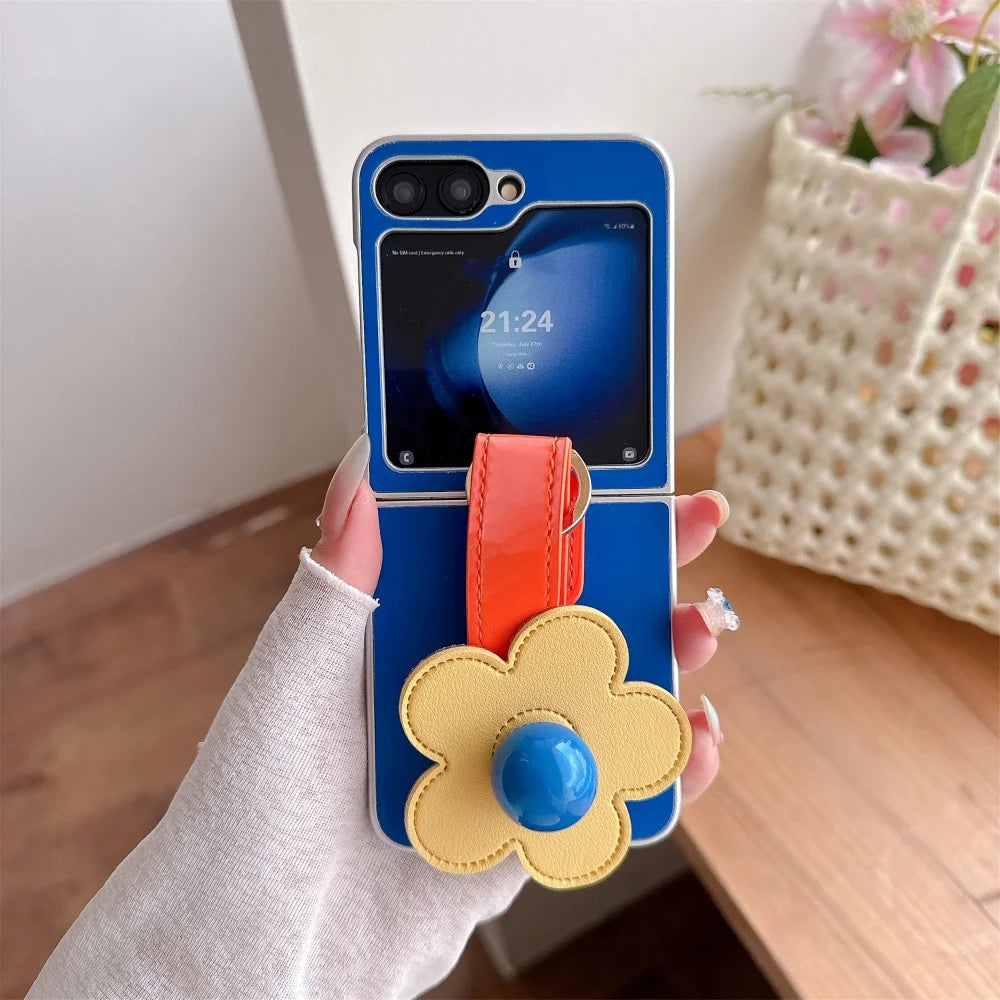 3D Flowers Leather Wrist Strap Phone Case For Samsung Galaxy Z Flip 7 6 5 4 3 Flip6 Z Flip7 Plating Silver Frame Ice Silk Cover