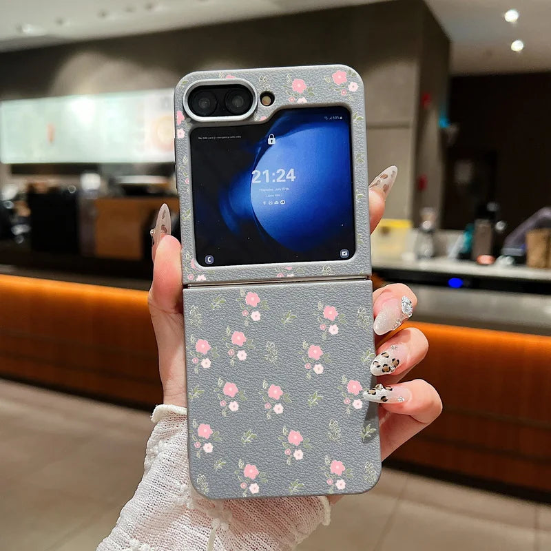 Small Pink Flower Case For Samsung Galaxy Z Flip 6 5 4 3 Leather Texture Silicone Folding Cover For Samsung Z Flip6 Flip5 Flip4
