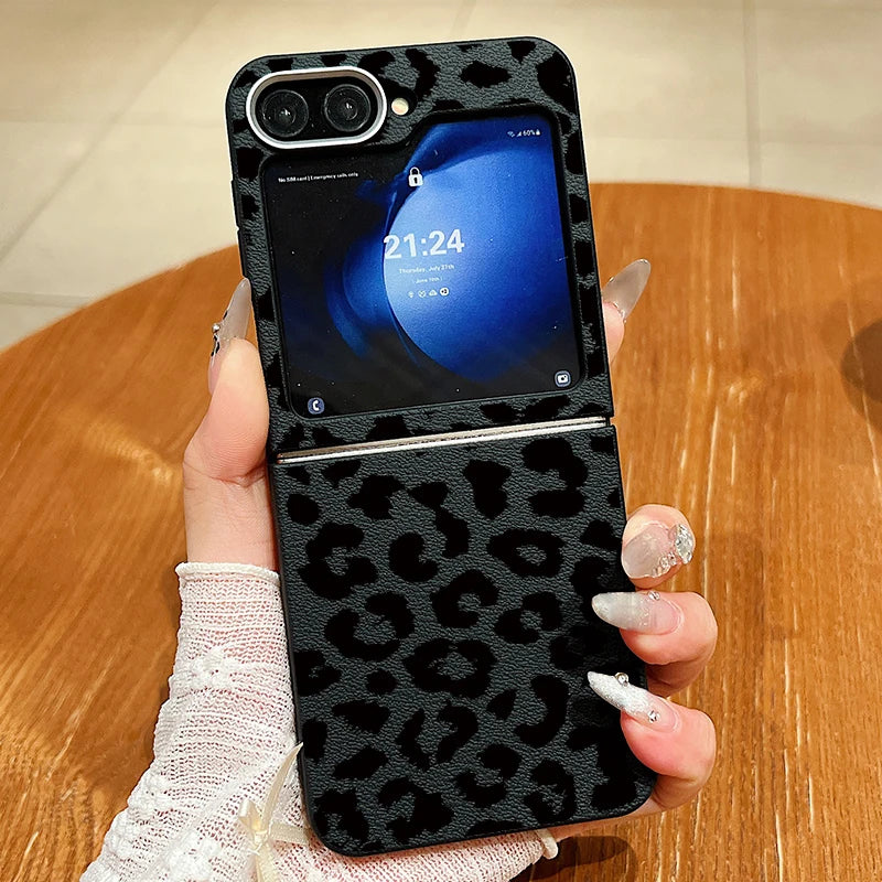 Leopard Pattern Magnetic Case For Magsafe For Samsung Galaxy Z Flip 6 5 4 3 Flip4 Flip5 Flip6 Leather Texture TPU Folding Cover