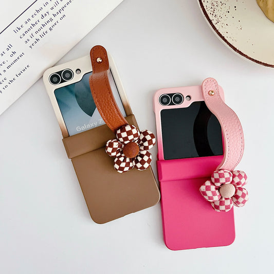 Gradient Wrist Strap Flip Phone Case for Samsung Galaxy Z Flip 6 5 4 3 Flip6 Flip5 Flip4 Flip3 Hinge Protection Shockproof Cover