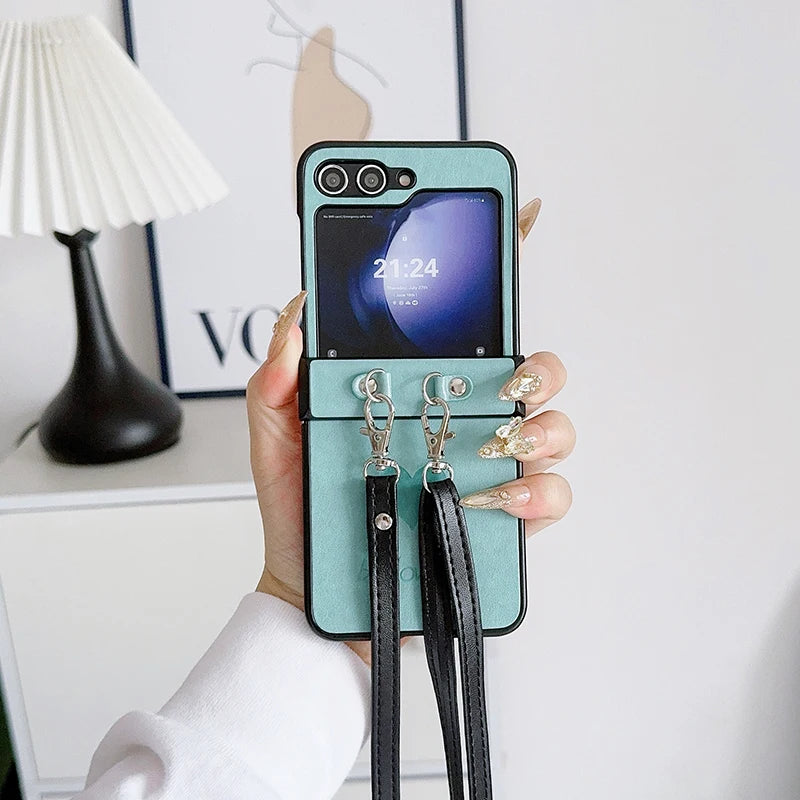 Fashion Simple Love Heart Strap Rope Cord Chain Necklace Lanyard Phone Case For Samsung Galaxy Z Flip 5 4 3 Z Flip6 TPU Cover