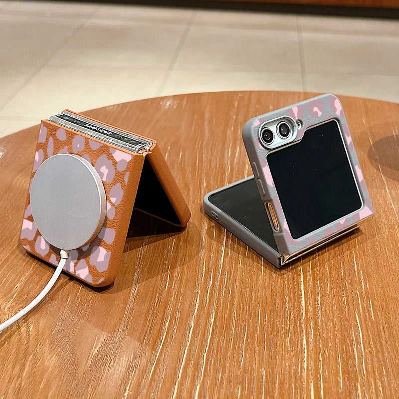 Leopard Pattern Magnetic Case For Magsafe For Samsung Galaxy Z Flip 6 5 4 3 Flip4 Flip5 Flip6 Leather Texture TPU Folding Cover