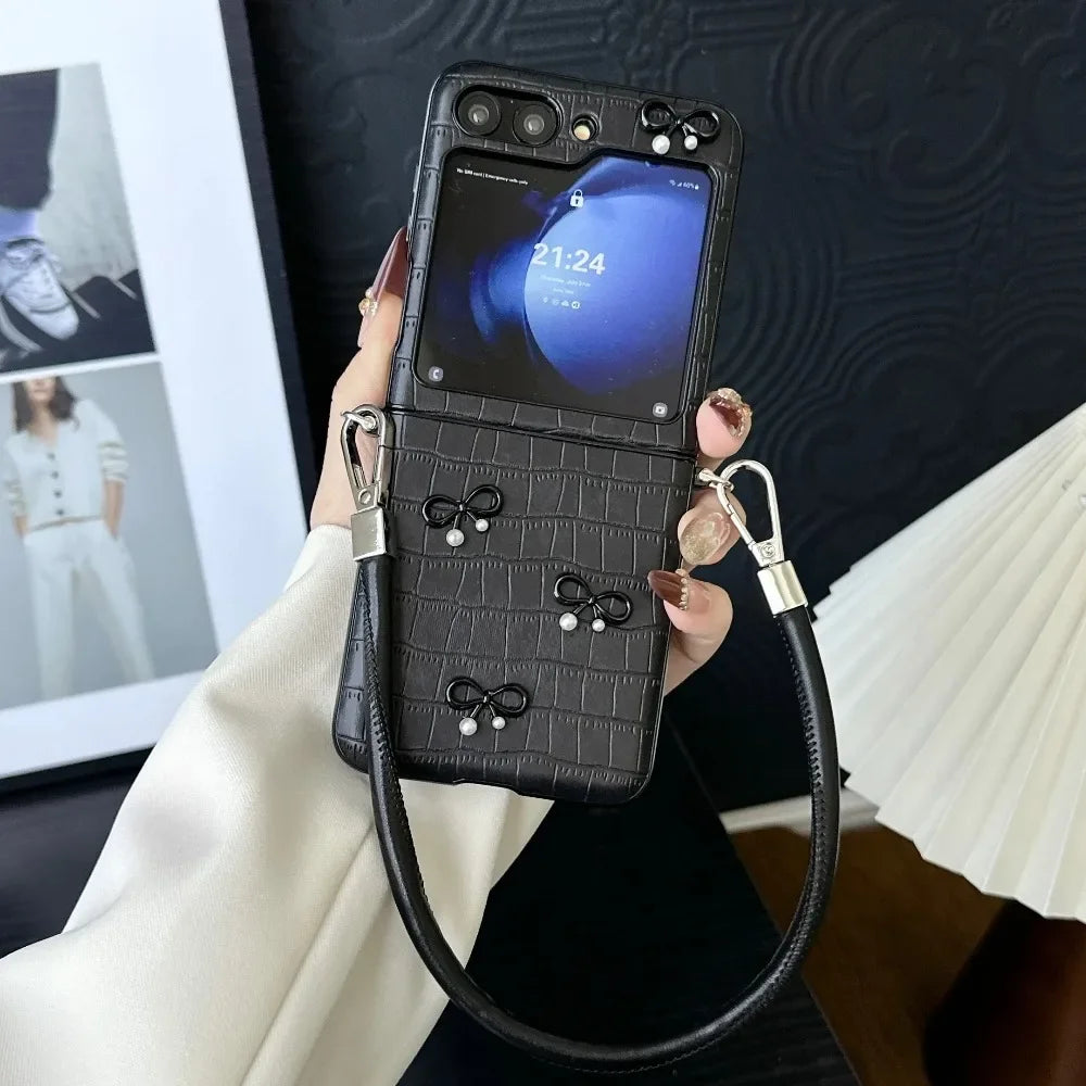 Shockproof Crocodile Pattern PU Leather Bowknot Phone Case for Samsung Galaxy Z Flip 7 FE 6 5 4 3 Wrist Strap Protection Cover