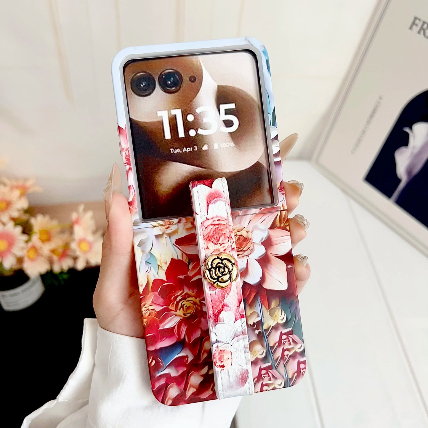 Embossed Watercolor Flower Phone Case For Motorola Razr 60 50 Ultra MOTO RAZR 60Ultra Aesthetic Camellia Wristband Back Cover