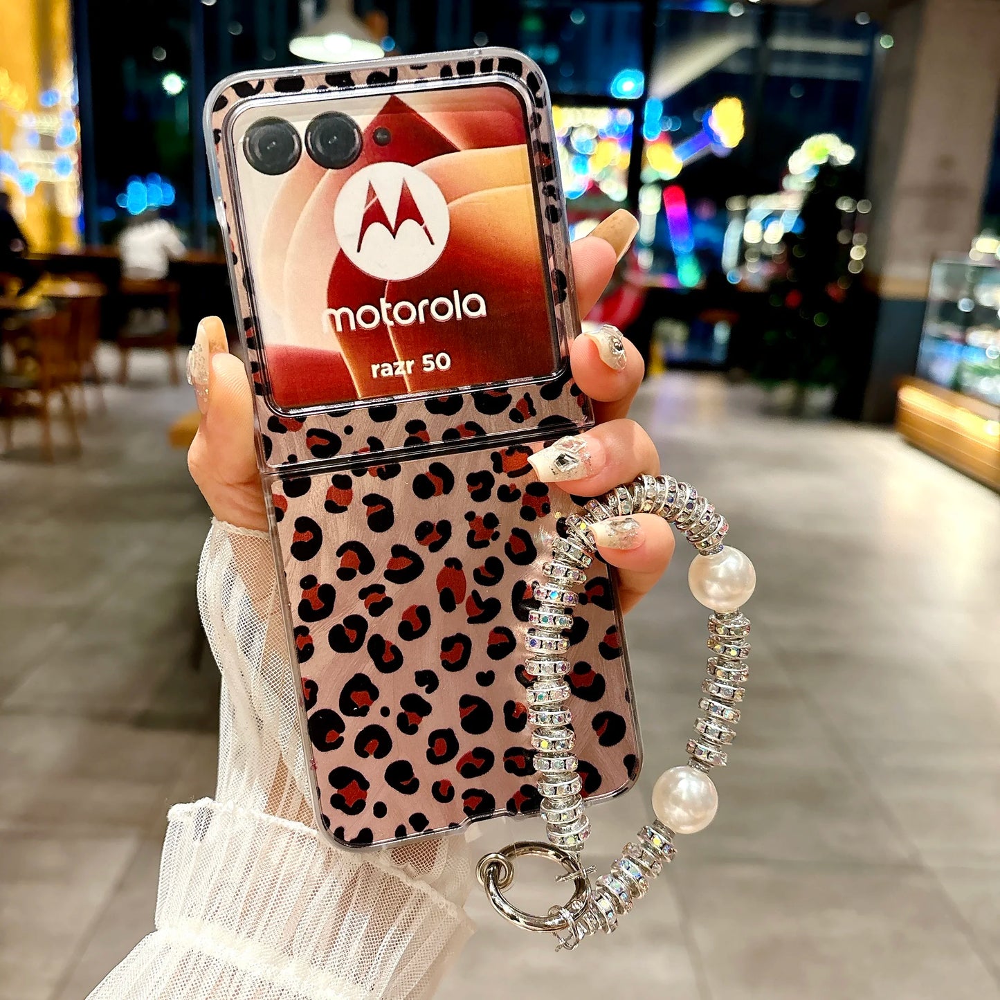 Feathered Leopard Print Phone Case For MOTO Razr 50 Ultra Motorola Razr 50Ultra Luxury Back Cover With Lanyard Anti-Lost Shell