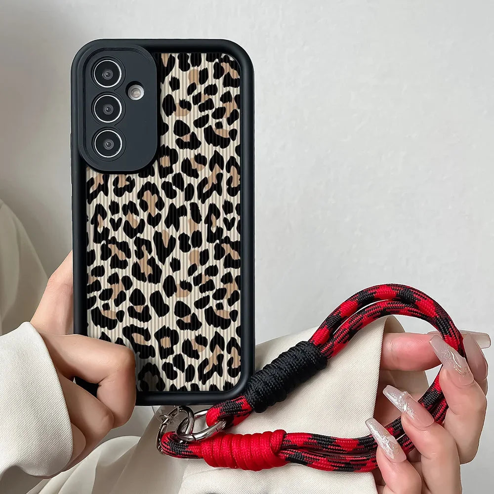 Leopard Wrist Chain Lanyard Case for Samsung S25 S24 S23 S22 S21 Plus Ultra S20 FE A50 A05 11 30 20 Soft TPU Phone Cover