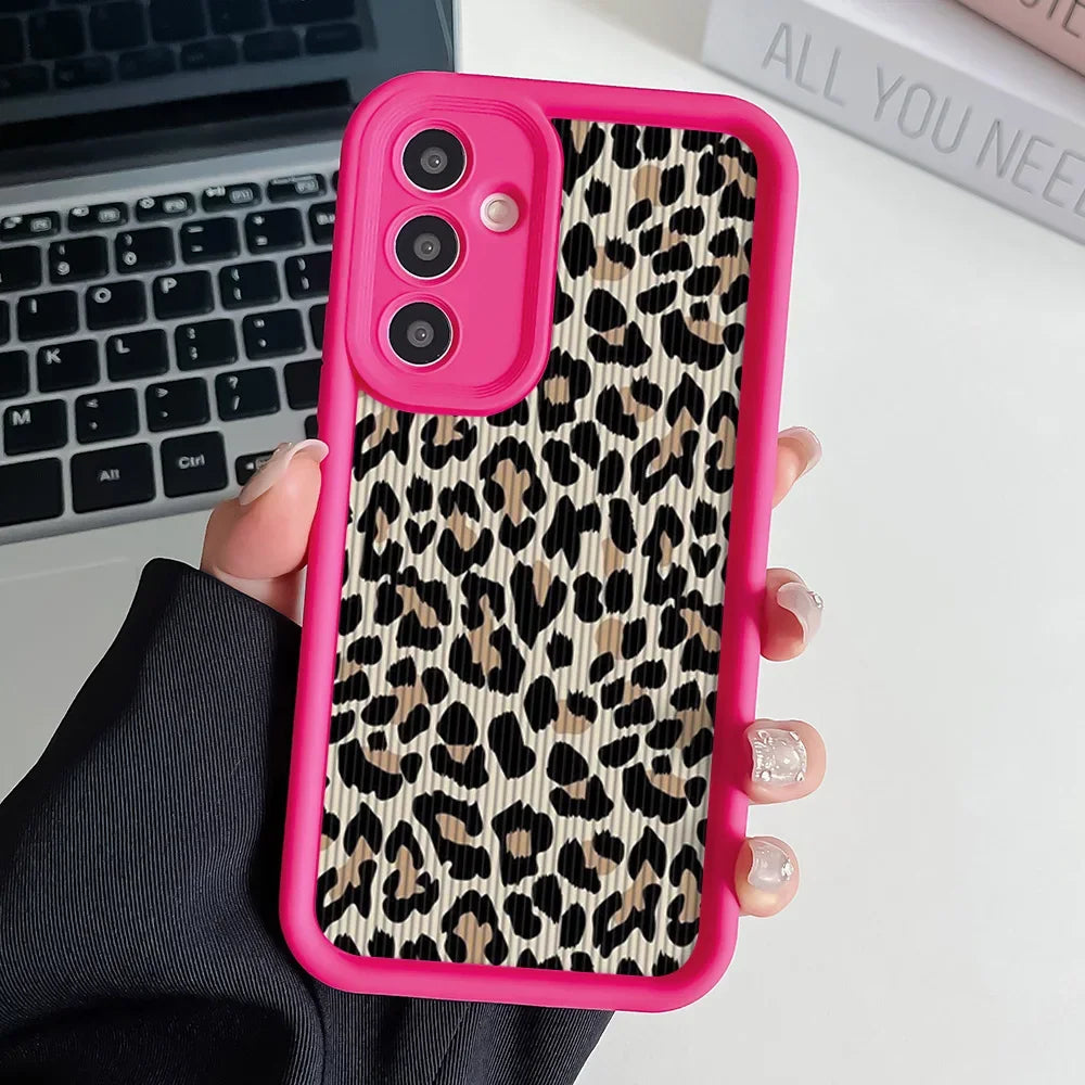 Leopard Wrist Chain Lanyard Case for Samsung S25 S24 S23 S22 S21 Plus Ultra S20 FE A50 A05 11 30 20 Soft TPU Phone Cover