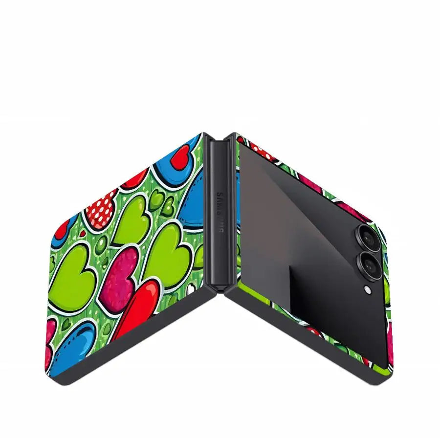 Cover Phone Case for Motorola Razr 70 50 60 Ultra Razr Fold 50/60 70 Plus Colorful Hearts Graffiti