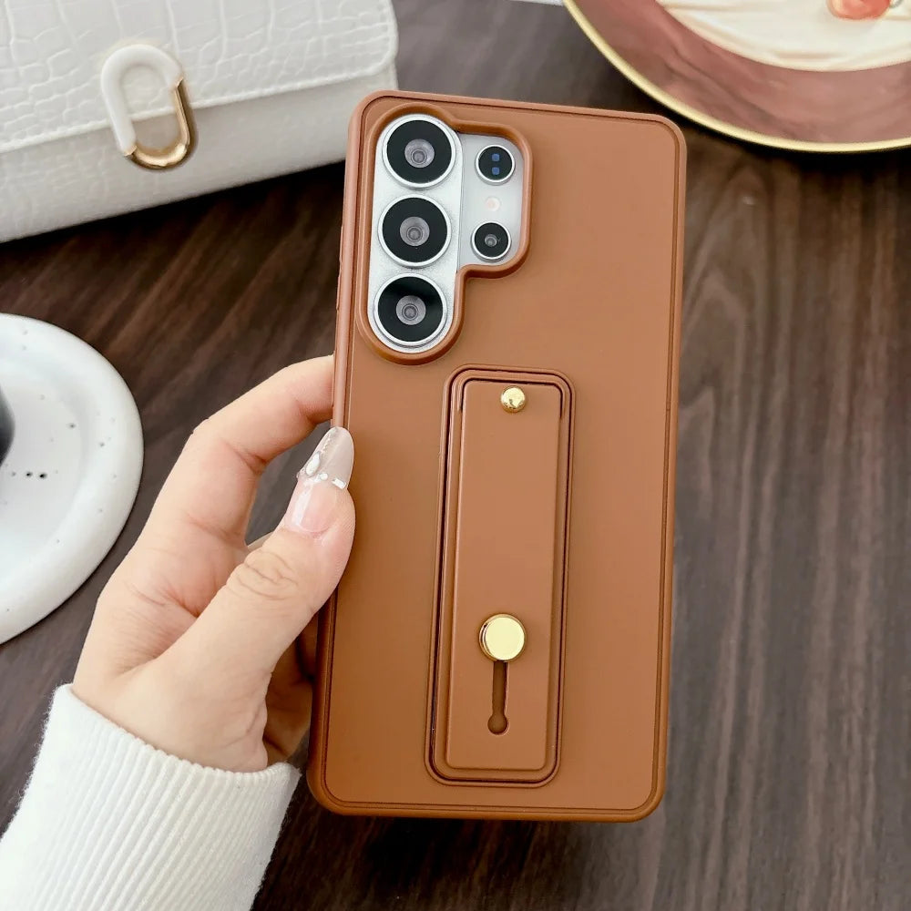 Luxury Plain Wrist Strap Holder Phone Case For Samsung Galaxy S26 S25 S24 S23 S22 Ultra Plus Wristband Protection Cover Bumper