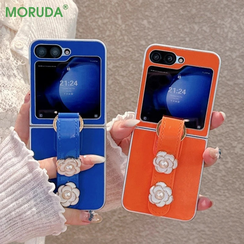 3D Pearl Camellia Flowers Wristband Phone Case for Samsung Galaxy Z Flip 7 6 5 4 3 Flip7 Zflip6 Plating Bumper Shockproof Cover