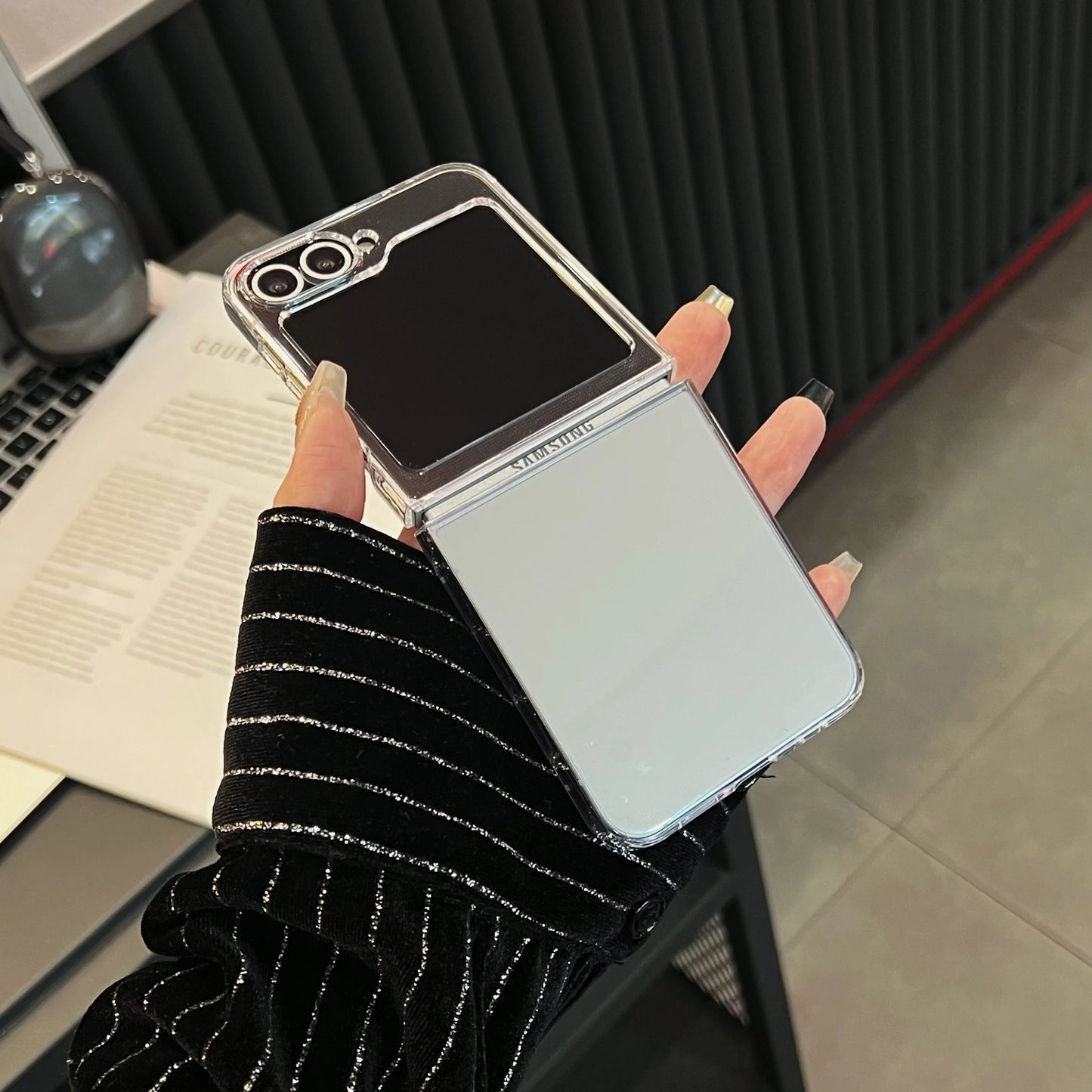 Ultra-Thin Matte PC Folding Phone Case For Samsung Galaxy Z Flip ZFlip 6 5 4 3 Zflip6  Zflip5 Zflip4 Protective Cooling Cover