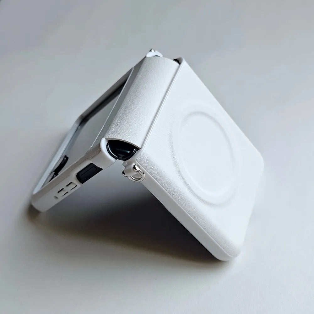 For Motorola Razr 60 Ultra Case Luxury PU Leather Magnetic wireless charging Protect Back Cover Case For Razr 60 50 Ultra Shell