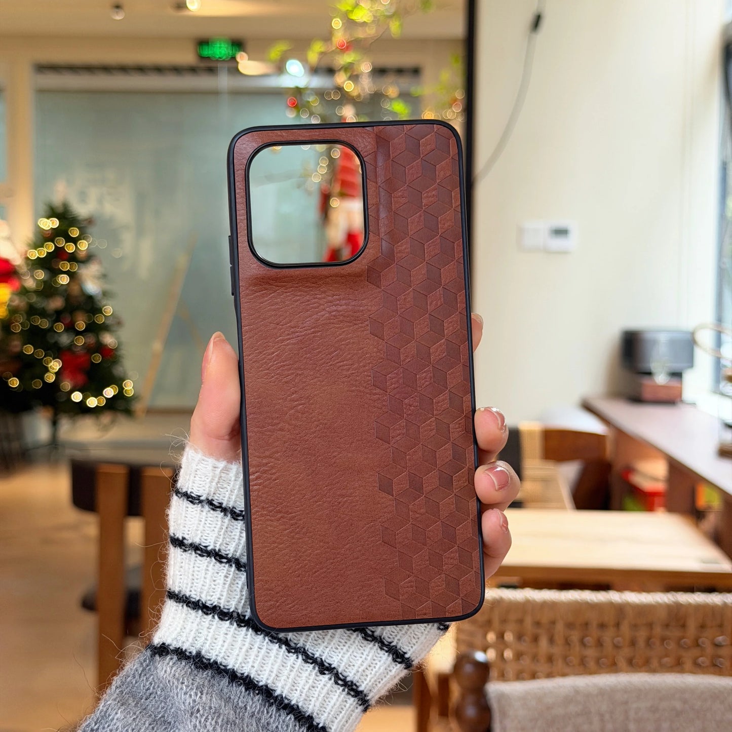 Luxury 3D Grid Strong Magnetic Phone Casefor Motorola G86 G06 G56 G15 Edge 60 Stylus 60 Fusion Wireless Charging Slim Fit Cover