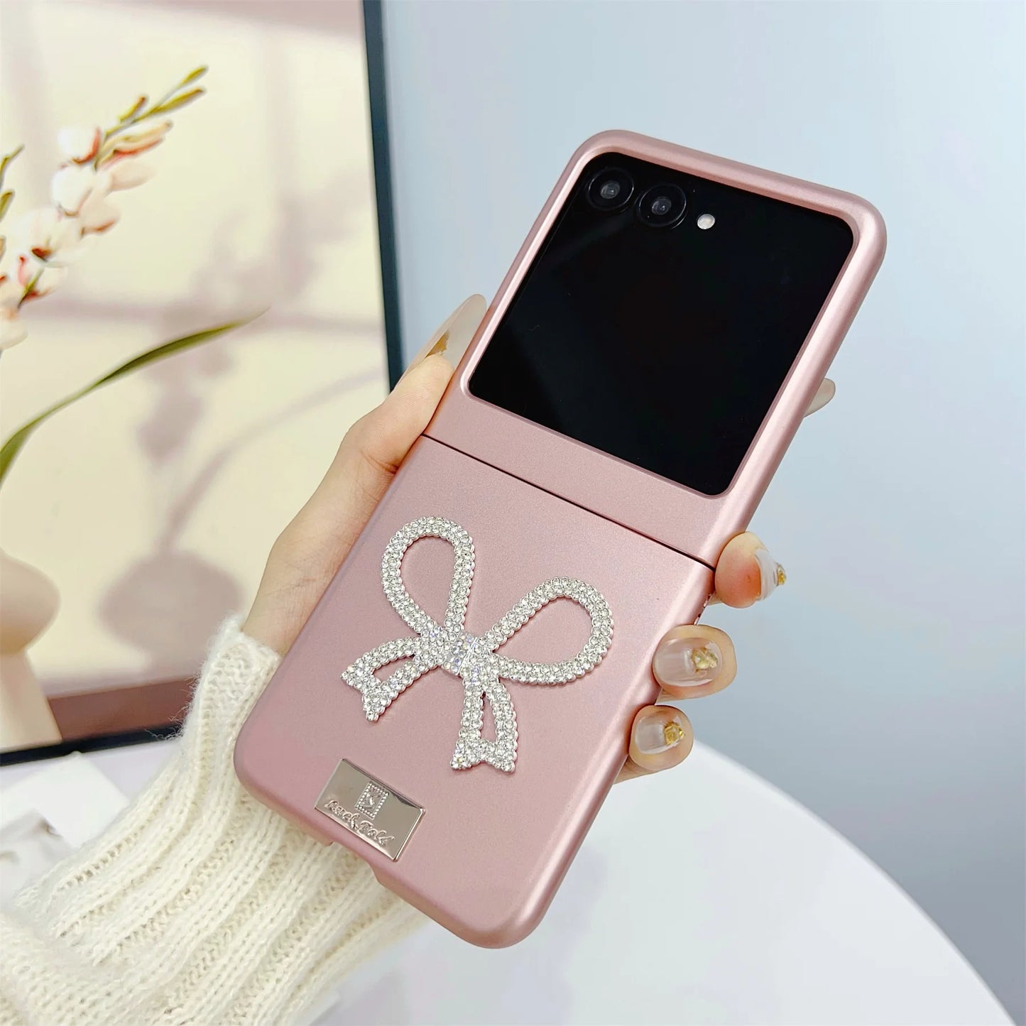 Ins Korean Luxury Rhinestones Butterfly Bow Star Chain Phone Case for Motorola Razr 60 Ultra 50Ultra Razr 40 Ultra Back Cover