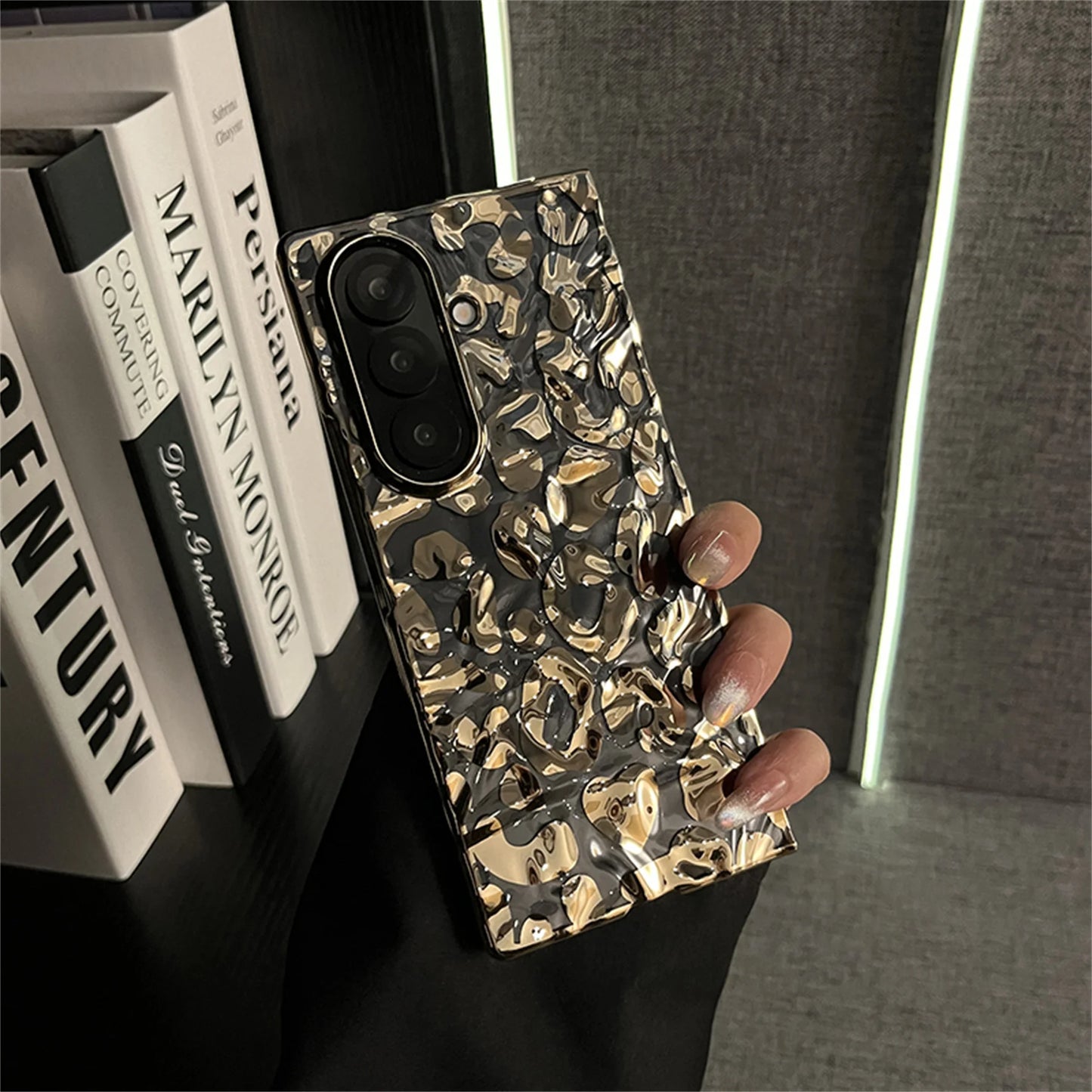 Luxury Wrinkle Electroplated Leopard Phone Case for Samsung Galaxy Z Fold 6 Z Fold6 Fold7 Back Cover