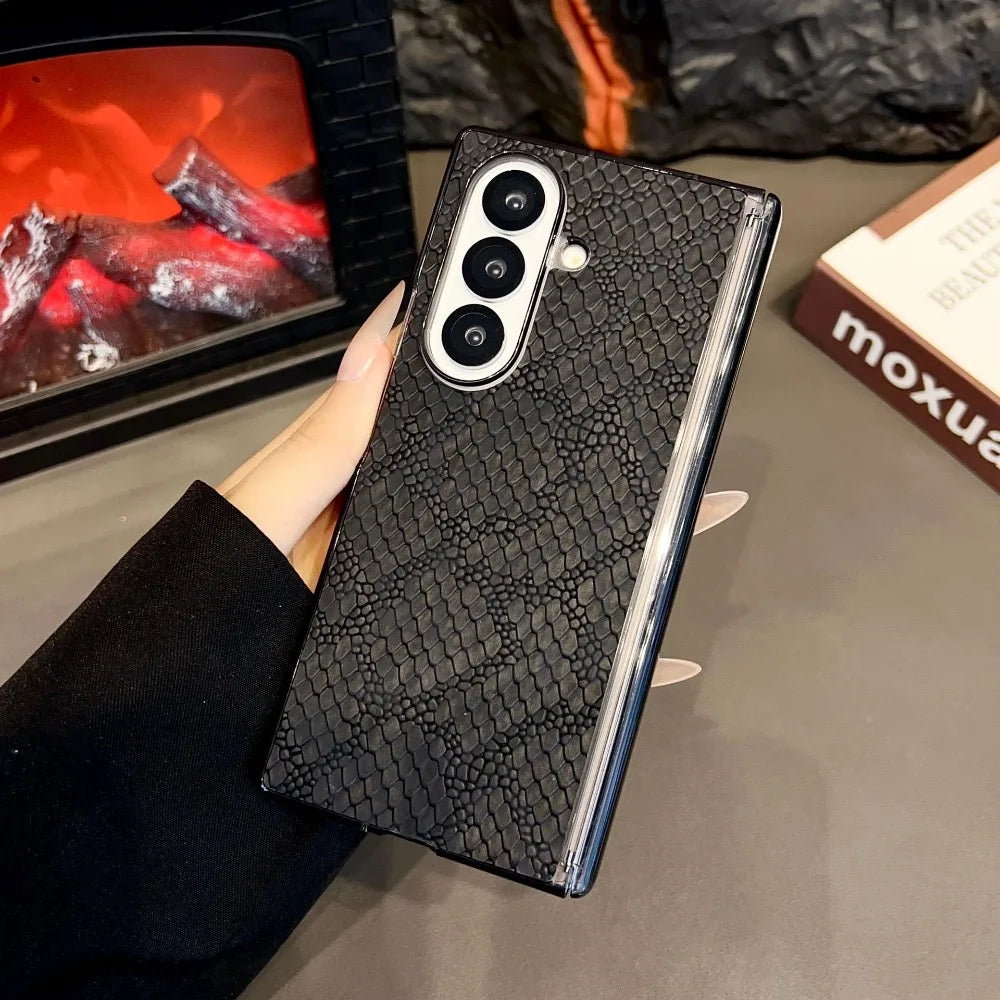 Light Luxury Elegant Snake Skin Leather Phone Case for Samsung Galaxy Z Fold 7 6 5 4 FE Magnetic Shockproof Mobile Cover Shell