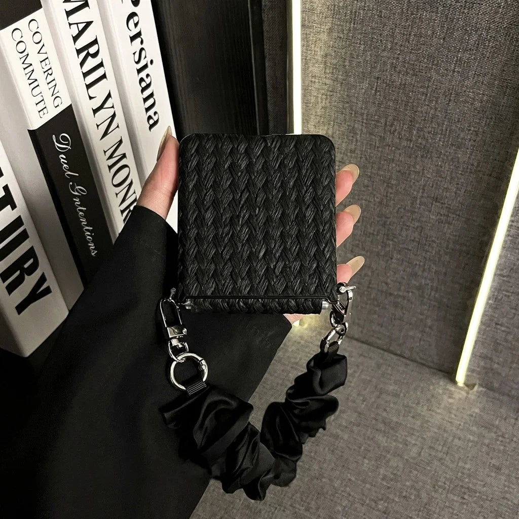 Ins Black Straw Mat Pattern Wine Red Phone Case Elastic Scarf Wristband for Motorola Razr50 Razr 70 Ultra 50ultra 60 ultra Cover