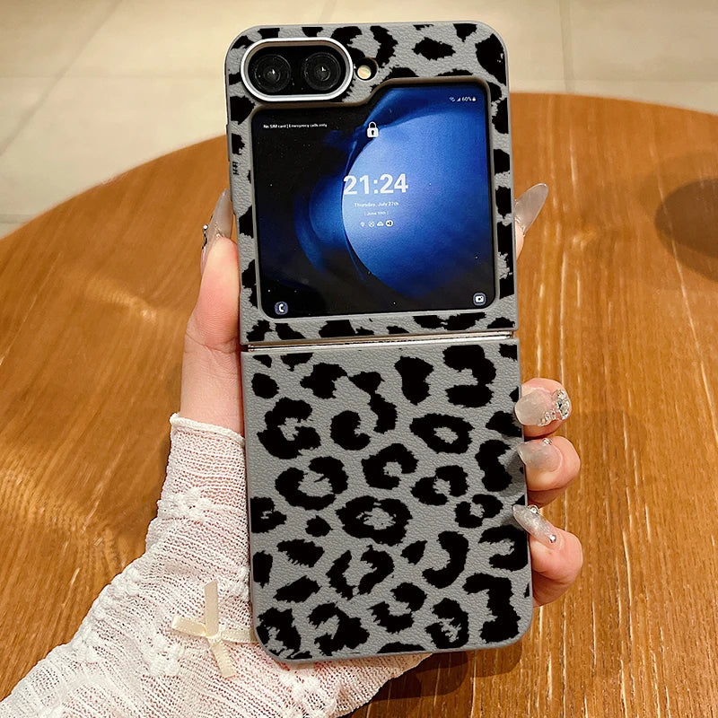 Leopard Pattern Magnetic Case For Magsafe For Samsung Galaxy Z Flip 6 5 4 3 Flip4 Flip5 Flip6 Leather Texture TPU Folding Cover