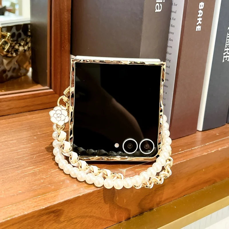 Water Waves Plated Leopard Knot Texture Casing For Samsung Galaxy Z Flip 8 Case Flip7 With Pearls Bracelet Mobile Phone Cover