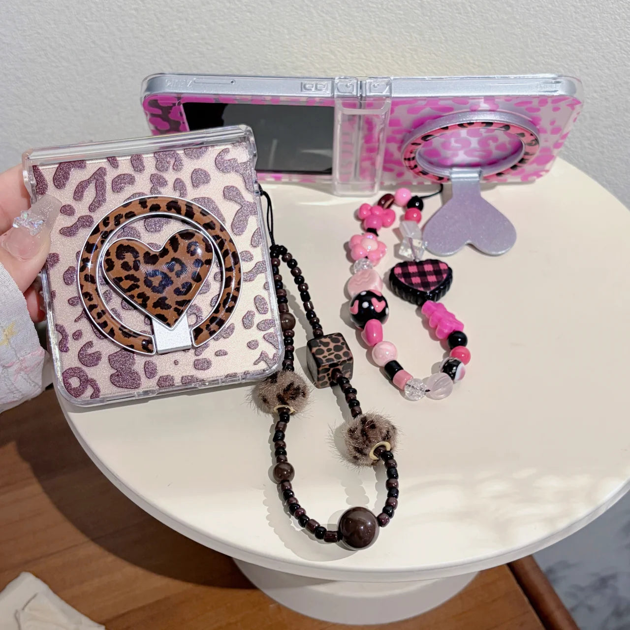 Transparent Leopard Pattern Stand Holder With Bracelet Phone Case For Samsung Z Flip 5 6 7 8 FE Shockproof Protective Cover