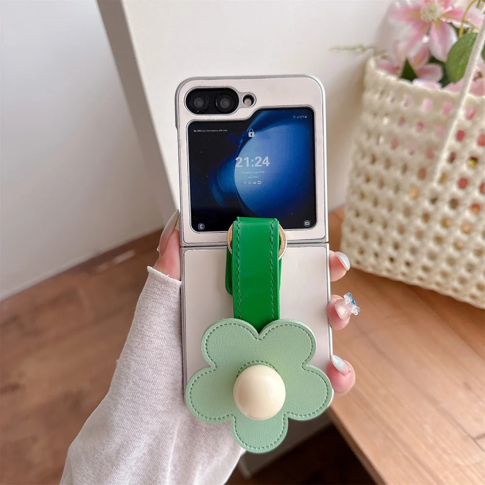 3D Flowers Leather Wrist Strap Phone Case For Samsung Galaxy Z Flip 7 6 5 4 3 Flip6 Z Flip7 Plating Silver Frame Ice Silk Cover