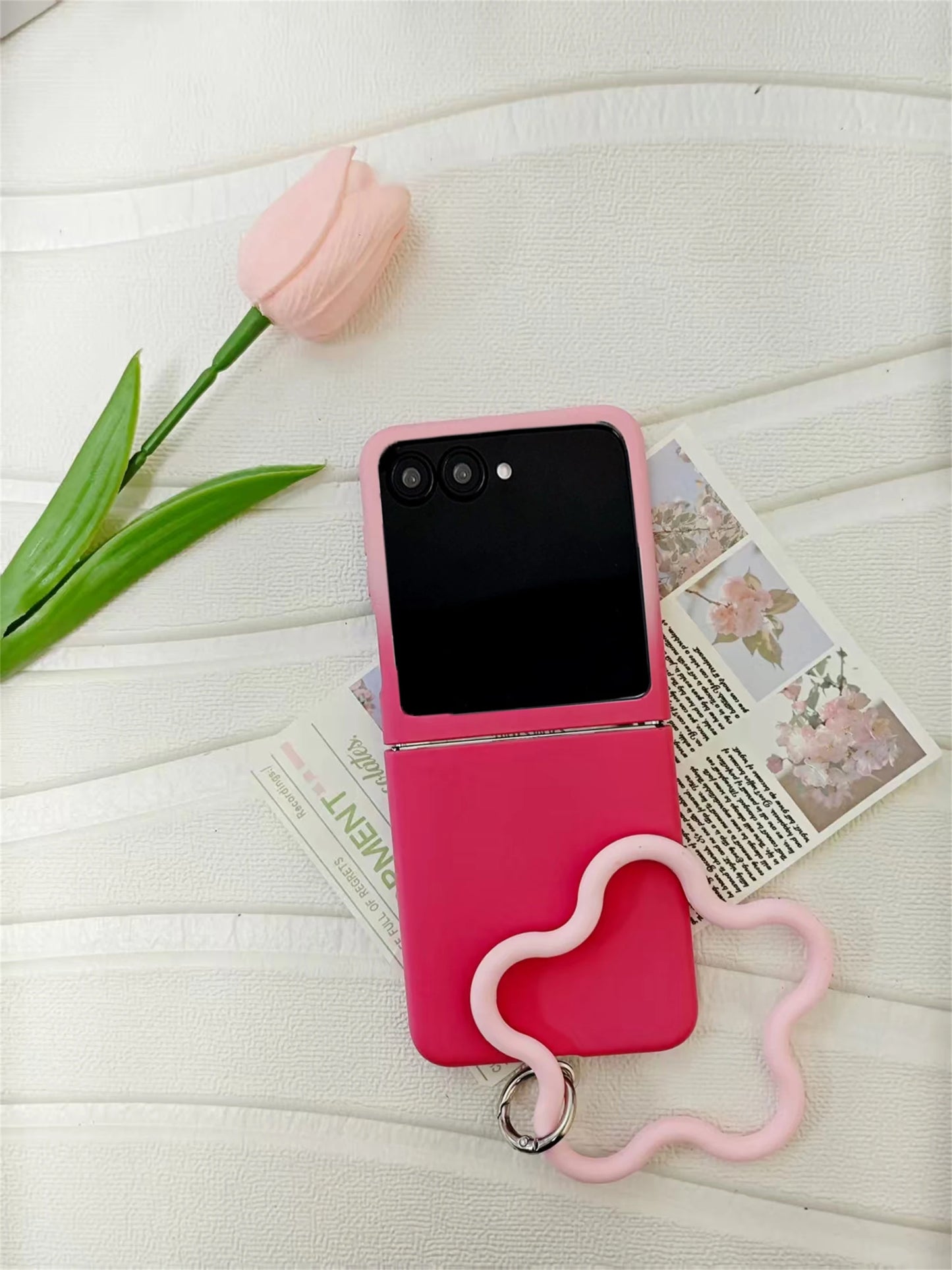 Cute Korean Gradient Color Case with Silicone Star Bracelet for Motorola Razr70/60/50 Ultra Razr60 Pro Razr 70/60/50 Back Cover