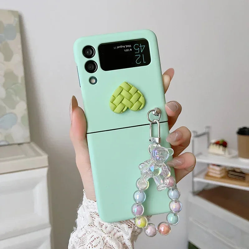 Cute Bear Colorful Beads Bracelet Case For Motorola Razr 40 Ultra 50 Ultra 2023 Plus 2024 Plus Candy Color Heart Hard PC Cover