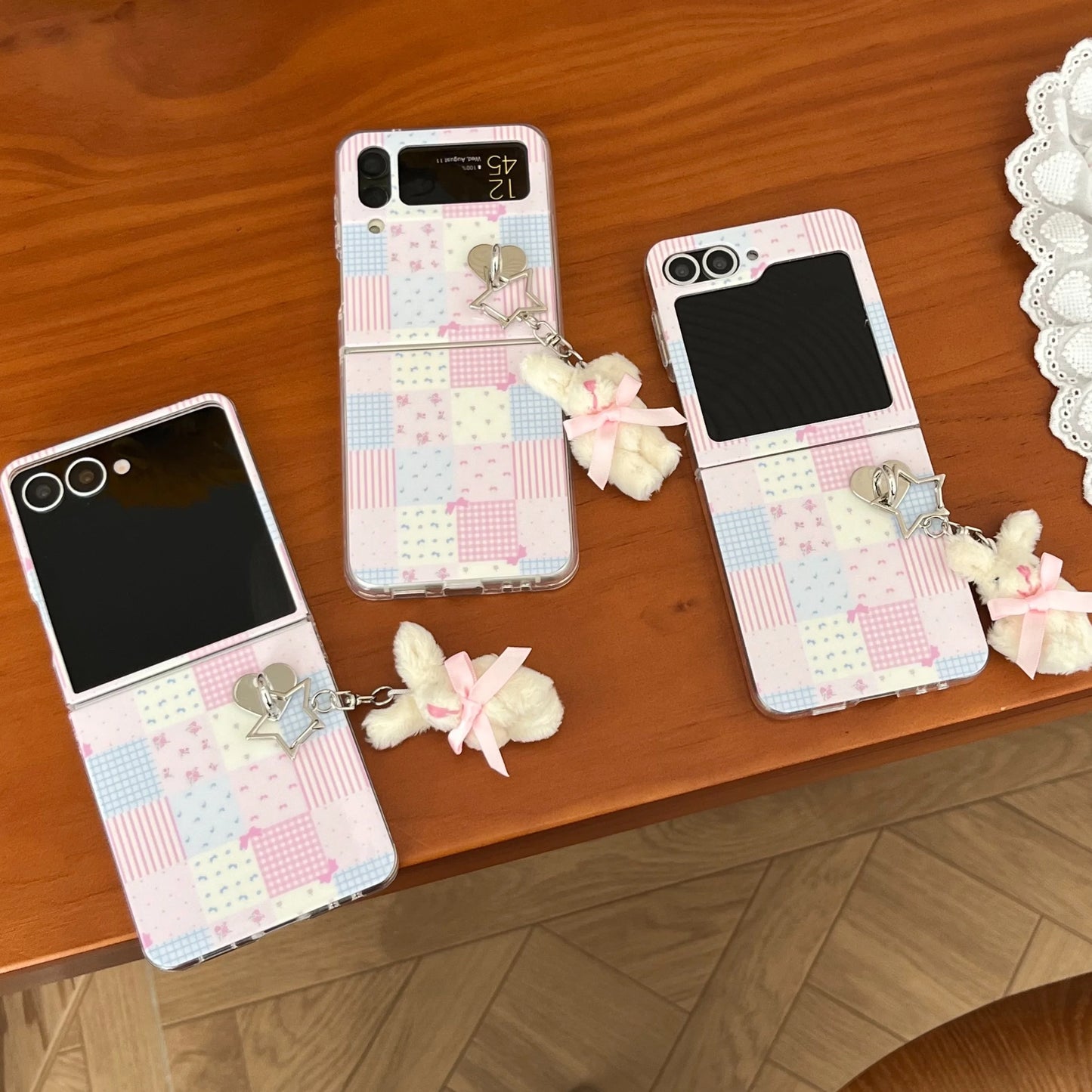 Lovely Flower Phone Case For Samsung Galaxy Z Flip 7 Plush Rabbit Cover Funda For Samsung Z Flip 6 flip5 4 Protective Back Cases
