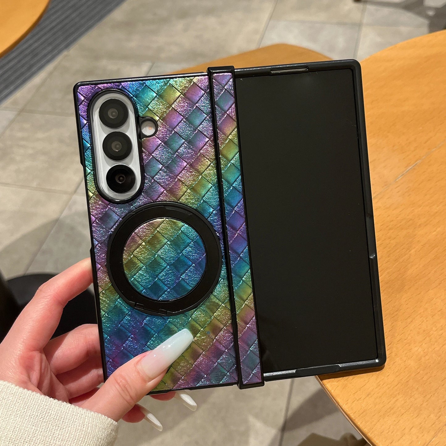 High-End Full Protection Mesh Pattern Magnetic Ring Stand Middle Axis Protective Phone Case for Z Fold 7 6 5 4 3