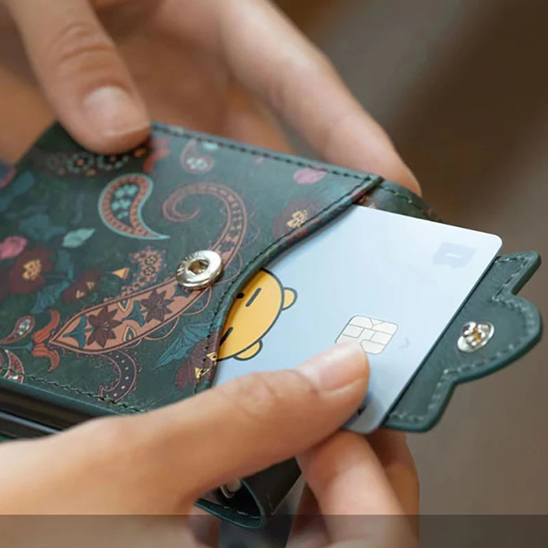 For Samsung Galaxy Z Flip 7 6 Case Flip5 4 3 Folding Screen Case Totem Texture Premium Leather Premium Elegant Trendy Phone Case