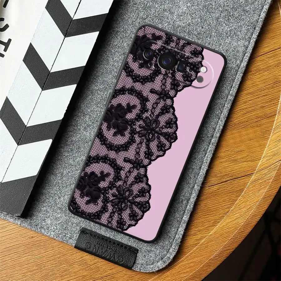 Retro Lace Art Case for Google Pixel 10A 6 7 8 Pro 7a 8a 10 9 Pro XL 6a 9a Funda Phone Cover