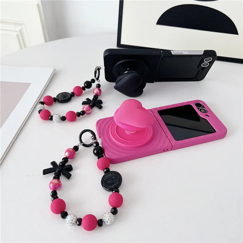 Water Ripple Texture Magnetic Love Stand Phone Case For Samsung Galaxy Z Flip 7 6 5 Flip6 Flip5 Flip7 Cover with Chain Cute Capa