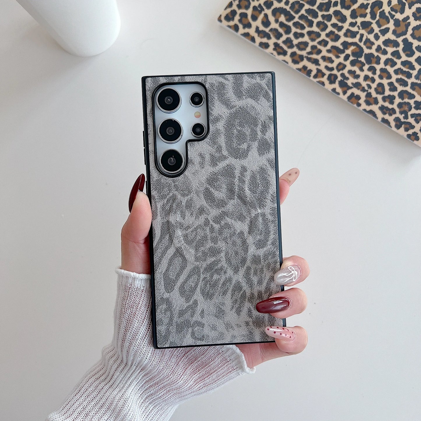 Magnetic Leopard Print Case For Samsung Galaxy S25 S24 Ultra S22 S23 FE Plus S21 Note 20 Ultra A55 A35 Wireless Charging Cover