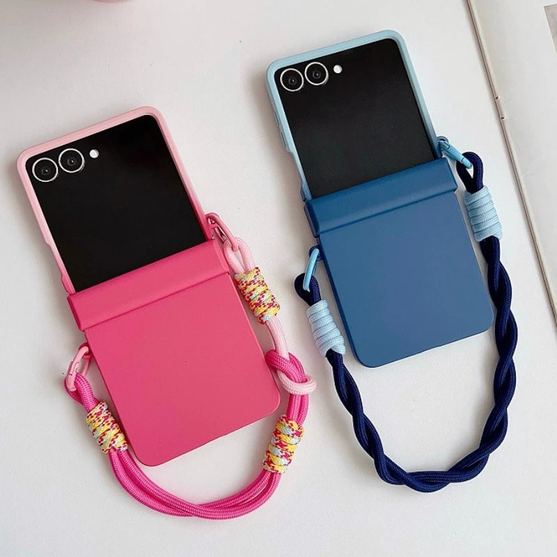 Korean Cute Gradient Color Phone Case For Samsung Galaxy Z Flip 7 6 5 4 3 ZFlip7 Flip6 5G Anti-lost Hand Strap Holder Back Cover