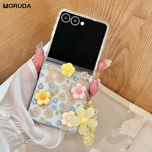 Cute 3D Flower Beads Wrist Chain Case for Samsung Galaxy Z Flip 7 6 5 zflip 3 4 Flip7 Bracelet Hard Acrylic Ins Korean Cover