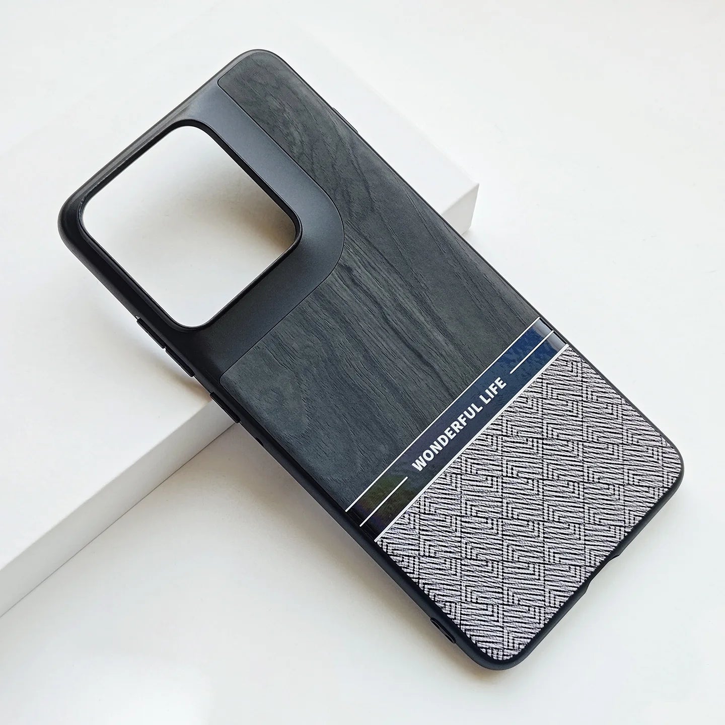 For Motorola Edge 70 X70 Air Case Stylish Two-tone Leather with A Waistline Skin-friendly Shockproof Cover For MOTO Edge70 Funda