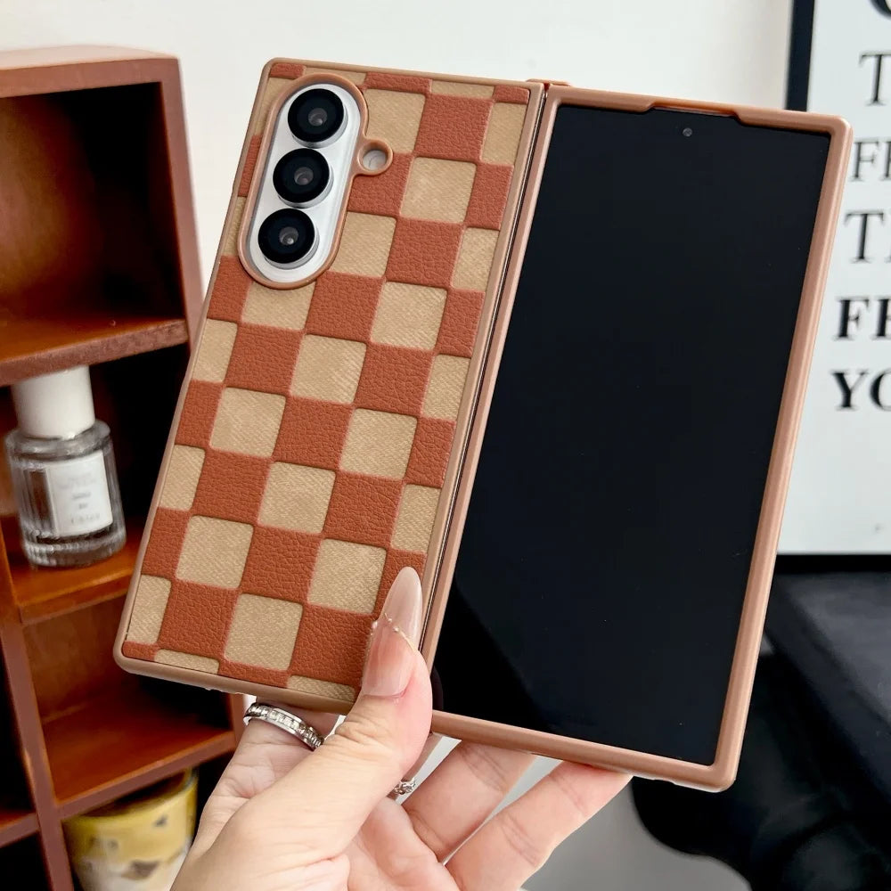 Vintage Chevron Wrist Strap Lanyard Anti Drop Fold Phone Case For Samsung Z Fold 7 6 5 4 3 Lens Protection Shockproof Back Cover