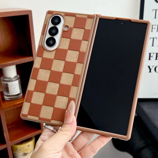 Vintage Chevron Wrist Strap Lanyard Anti Drop Fold Phone Case For Samsung Z Fold 7 6 5 4 3 Lens Protection Shockproof Back Cover