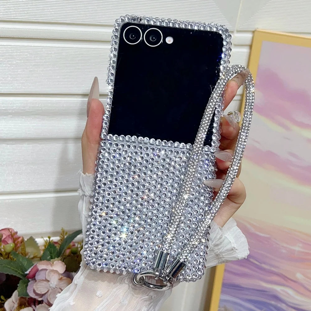 Full Shiny Diamonds Cover Funda For Samsung Galaxy Z Flip 7 Wrist Strap Case For Samsung z flip 6 zflip5 zflip4 3 Luxury Case