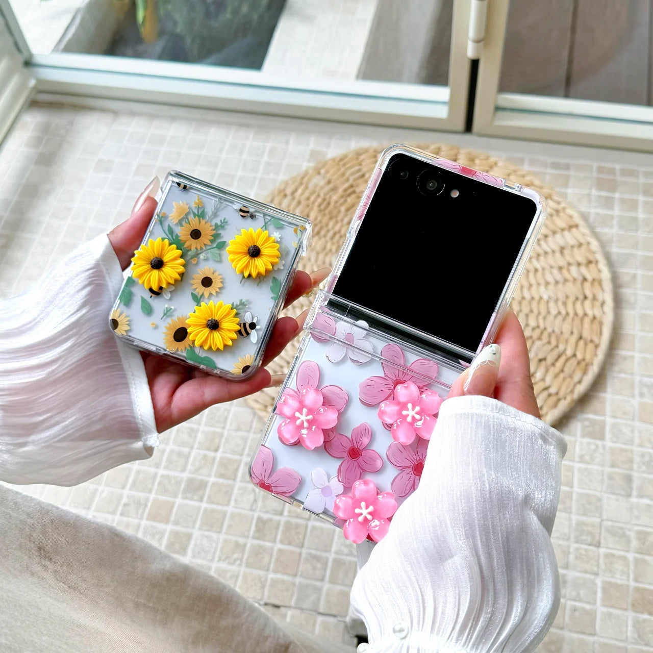 
for Samsung Galaxy Z FLIP 7 FE 6 5 4 3 flip7 Rope Strap Pendant Fold Phone Case 3D Sunflower Peach Blossom Cover﻿﻿