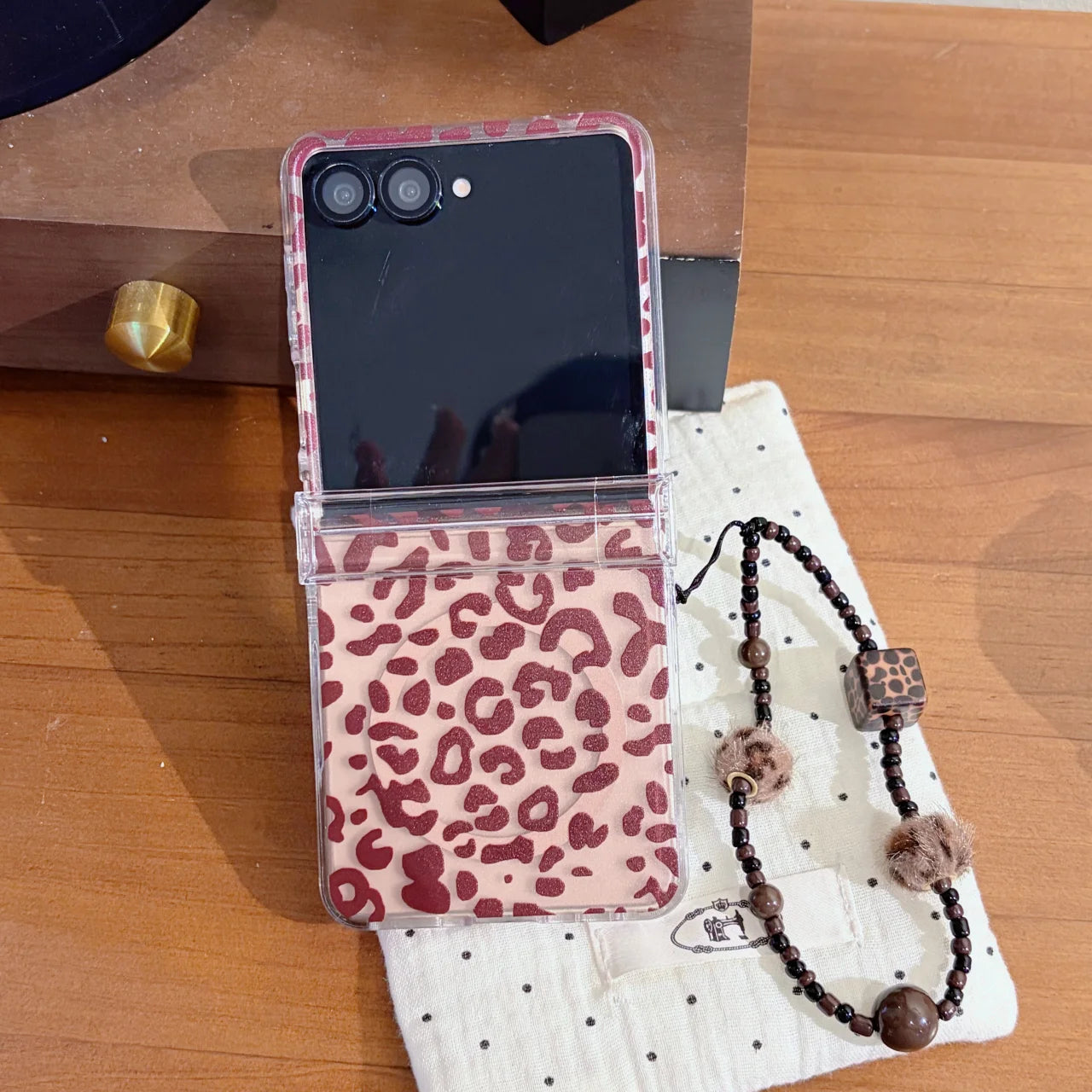 Transparent Leopard Pattern Stand Holder With Bracelet Phone Case For Samsung Z Flip 5 6 7 8 FE Shockproof Protective Cover