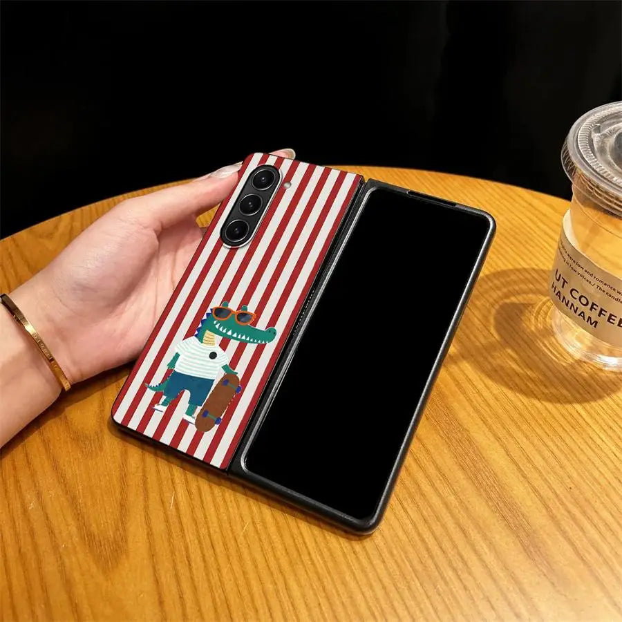 Case for Samsung Galaxy ZFold4 Z Fold 7 6 5 4 3 ZFold3 ZFold5 ZFold7 ZFold6 Back Phone Cover Striped Animal