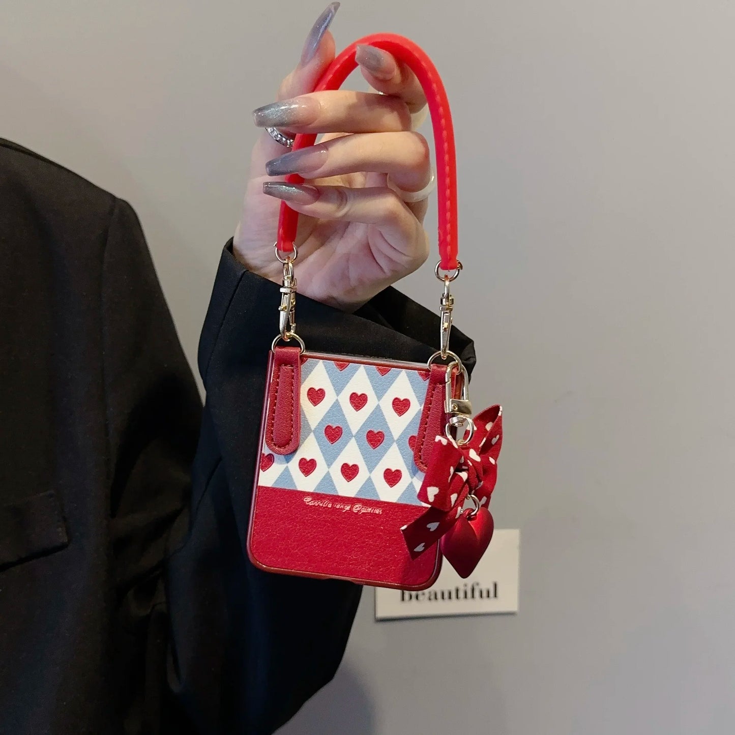 For Motorola Razr 60 Ultra Razr50Ultra 2025 Plus Case Unique Fashion Heart Bowknot Silicone Strap Wrist Leather Phone Case Cover